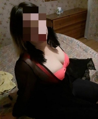 Со мной ты погрузишься в мир наслаждения и страсти. Мои услуги включают классический и эротический массаж, интимные игры, стриптиз и многое другое. У меня опыт в этой сфере, поэтому я знаю, как подарить тебе незабываемый опыт. Мои клиенты говорят, что с каждым моментом со мной время останавливается. В Москве я живу уже несколько лет и знаю самые уютные места для встречи. Доверься мне и я позаботлюсь о твоем удовольствии. ⭐️✨🌹🔥💋 Валерия