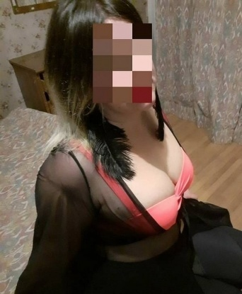 Со мной ты погрузишься в мир наслаждения и страсти. Мои услуги включают классический и эротический массаж, интимные игры, стриптиз и многое другое. У меня опыт в этой сфере, поэтому я знаю, как подарить тебе незабываемый опыт. Мои клиенты говорят, что с каждым моментом со мной время останавливается. В Москве я живу уже несколько лет и знаю самые уютные места для встречи. Доверься мне и я позаботлюсь о твоем удовольствии. ⭐️✨🌹🔥💋 Валерия